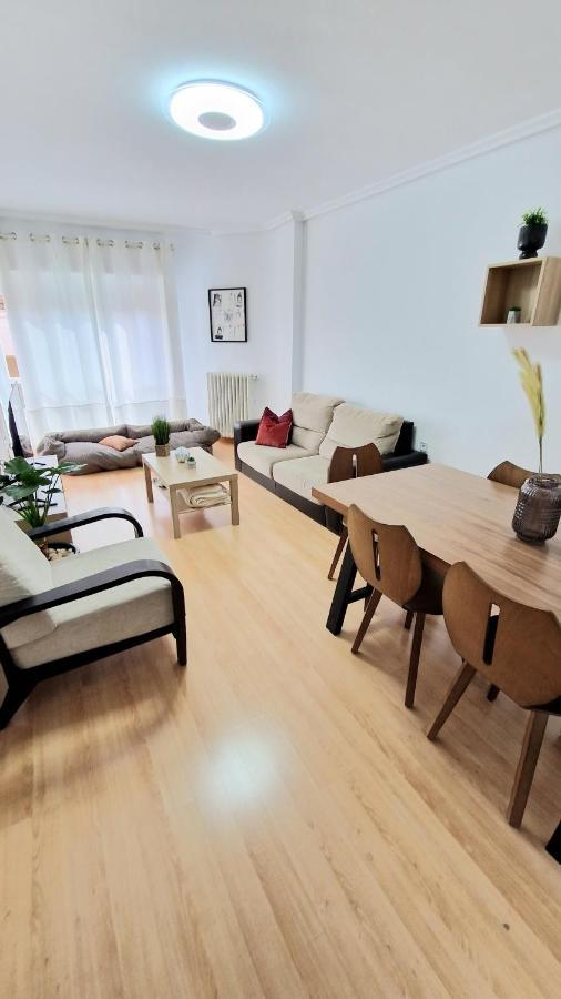 Apartamento Zona อัลบาเซเต ภายนอก รูปภาพ
